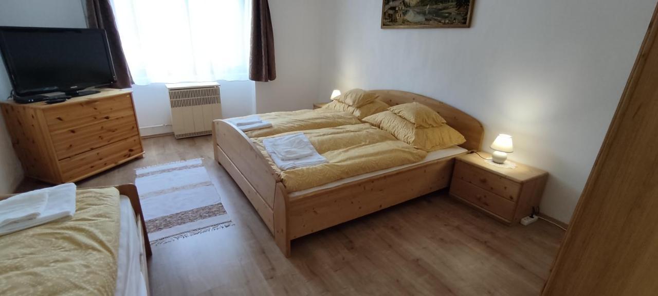 Villa Andrea Vendeghaz Egerszolat Exterior foto