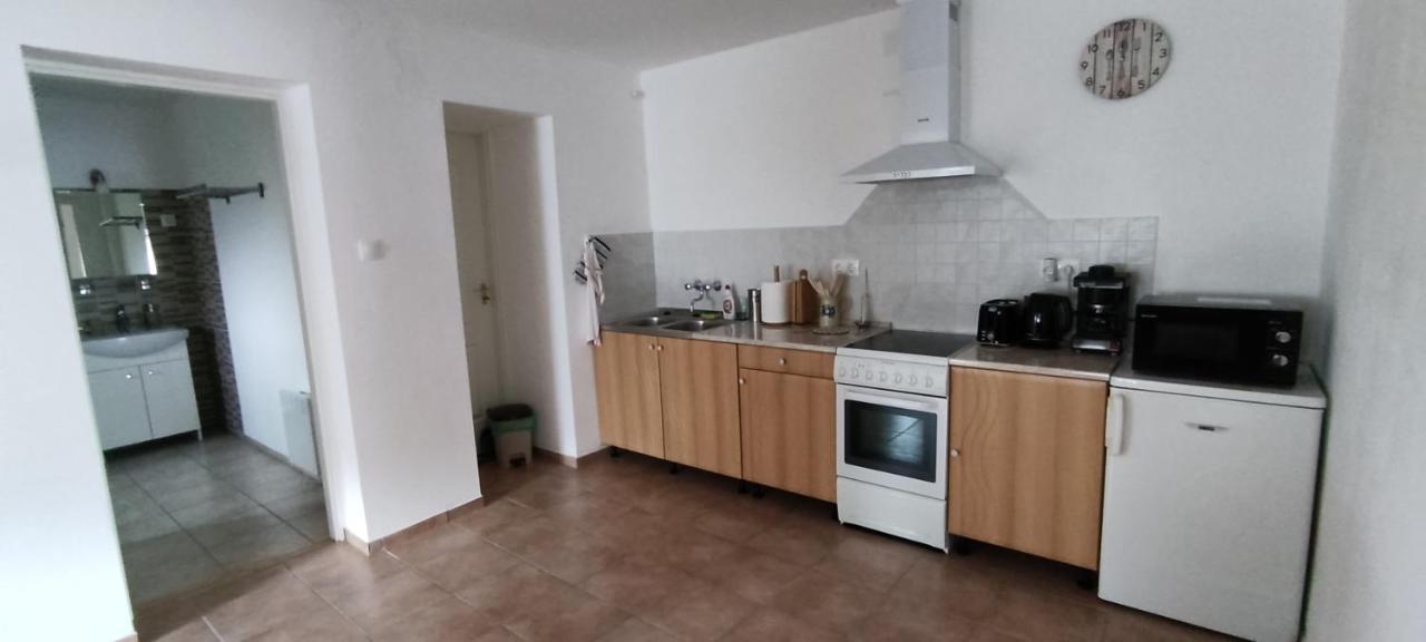 Villa Andrea Vendeghaz Egerszolat Exterior foto